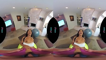 Jenna Foxx Takes On Her Back In Yoga Pants On Vrhush