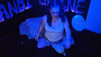Cute Milf Indulges In Balloon Fetish In A Safe, Work-Safe Video