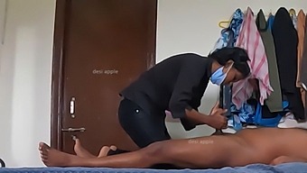 Satisfied Customer Receives Penis Massage